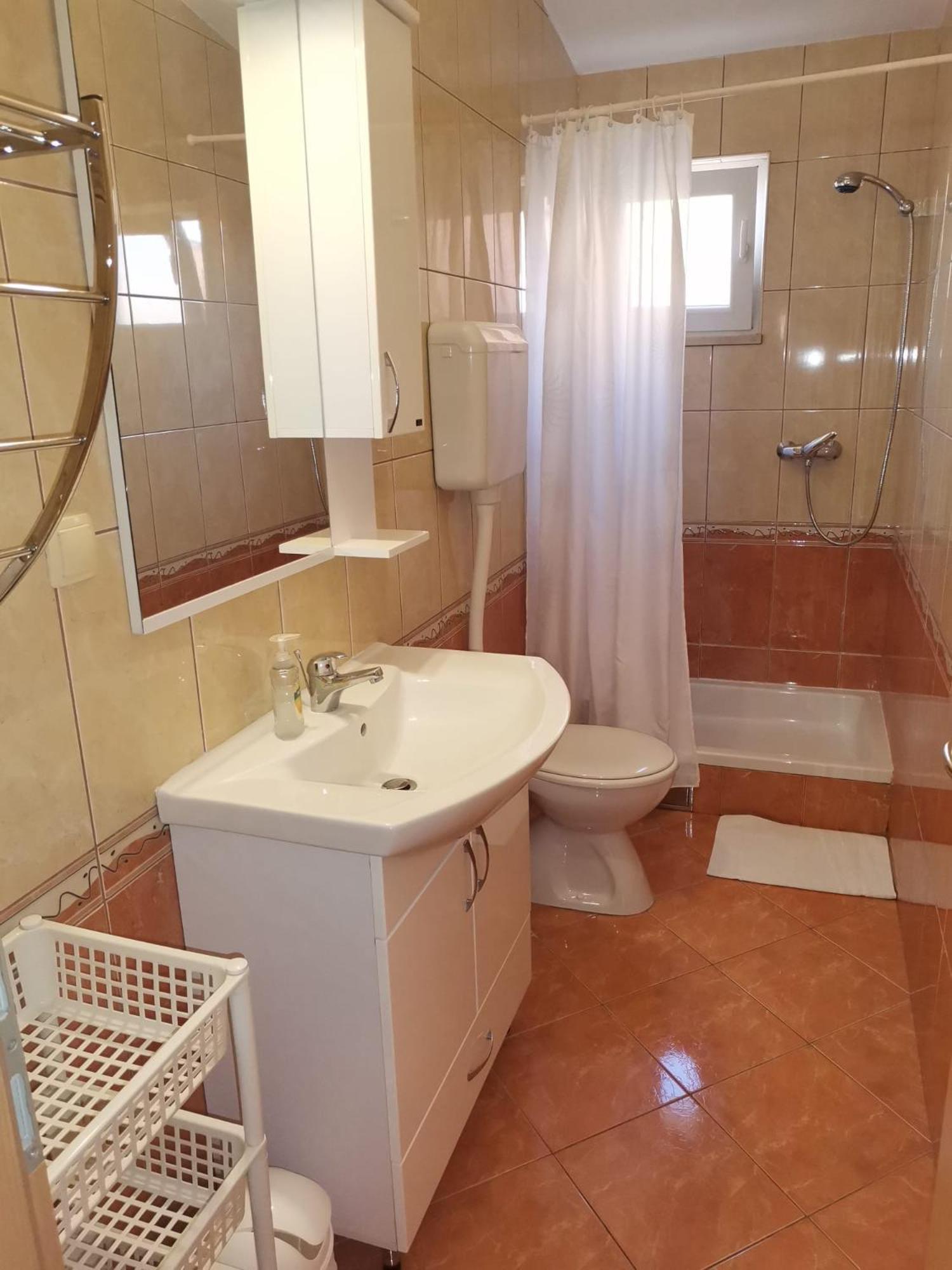 Apartmani Ljubo Primosten Exterior photo